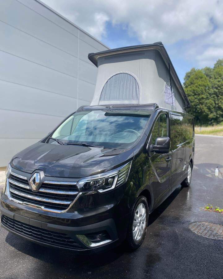 Fourgon aménagé pour le voyage à Quimper